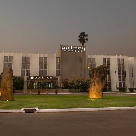 Pullman Lubumbashi Grand Karavia. Hotel Bagian luar foto