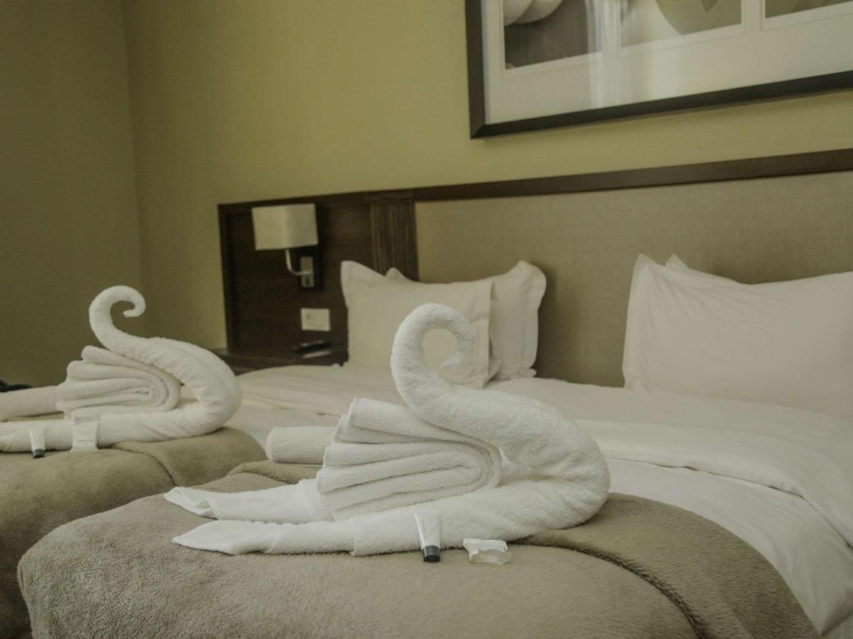 Pullman Lubumbashi Grand Karavia. Hotel Bagian luar foto